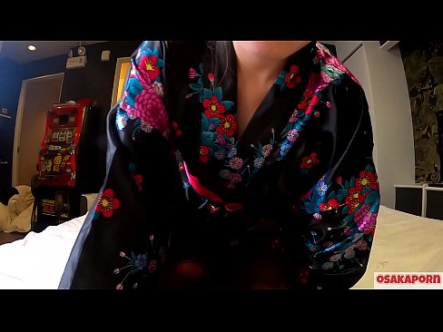 ❤️ Neska cosplay gazteak sexua orgasma arte maite du zaldizko emakume baten zorrotada batekin eta putzarekin. Japoniako jantzi tradizionalarekin, puxi iletsua eta titi ederrak dituen neska asiarra, afizionatuen bideoan, jostailu putzekin masturbazioa erakusten duena. Sakura 3 OSAKAPORN. ❤️ Porno gugan ❌❤